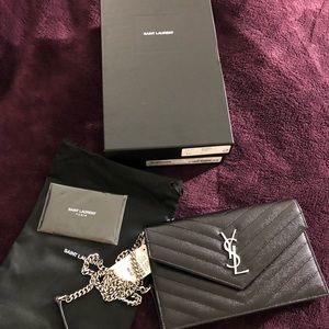 YSL c.wall (189y) mono grain de poudre sl Black